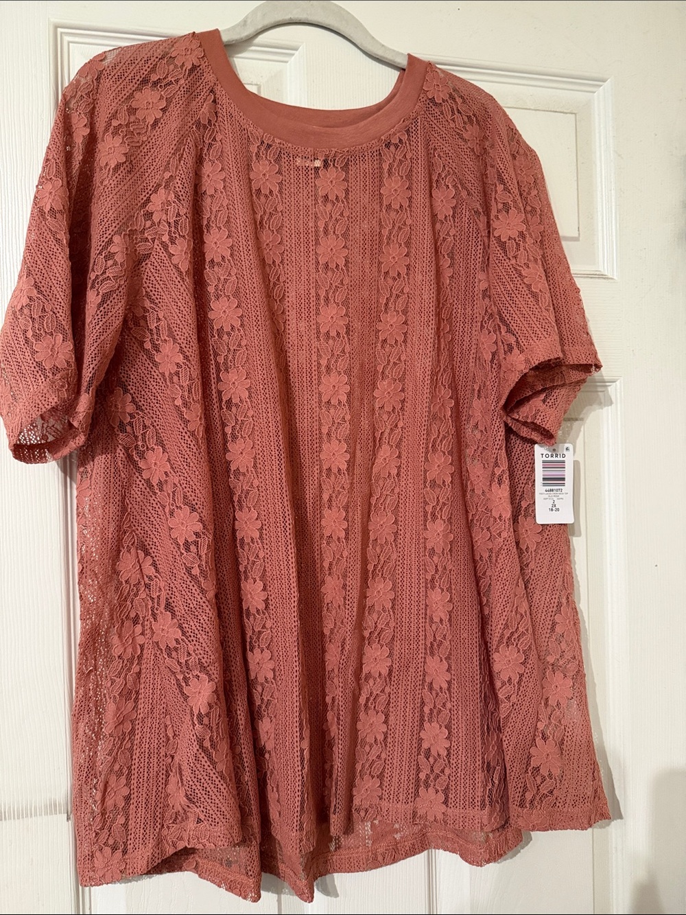 torrid Dusty Rose Floral Lace Short Sleeve Top